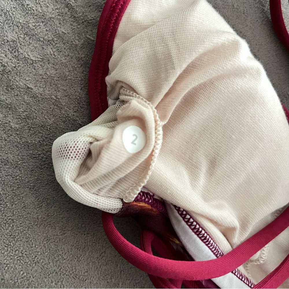 Lululemon "Lighten Up" Bra Pigment Wind Berry Rumble Multi / Berry Rumble 2 - Picture 3 of 7